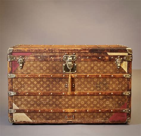 does louis vuitton sell trunks reddit|real Louis Vuitton.